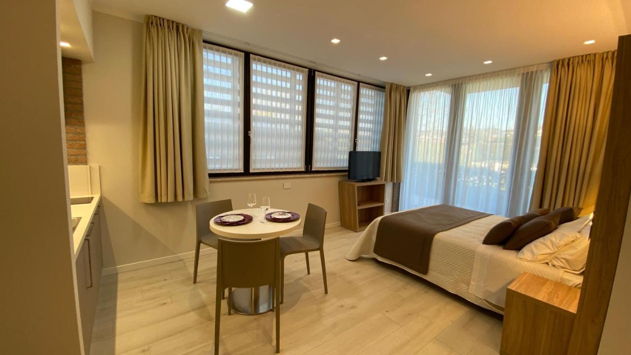 Ca Dell'Orto Rooms & Apartments เวโรนา ภายนอก รูปภาพ