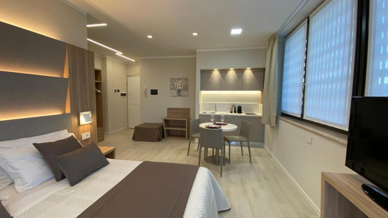 Ca Dell'Orto Rooms & Apartments เวโรนา ภายนอก รูปภาพ
