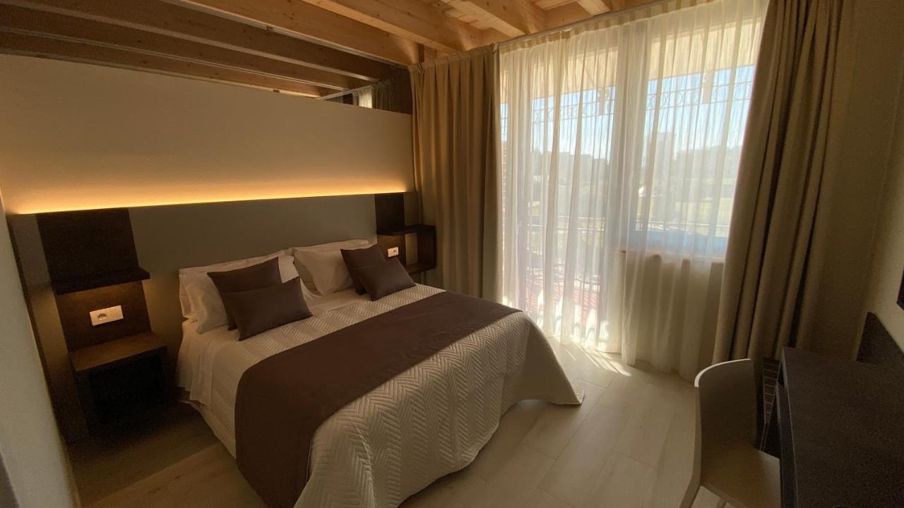 Ca Dell'Orto Rooms & Apartments เวโรนา ภายนอก รูปภาพ