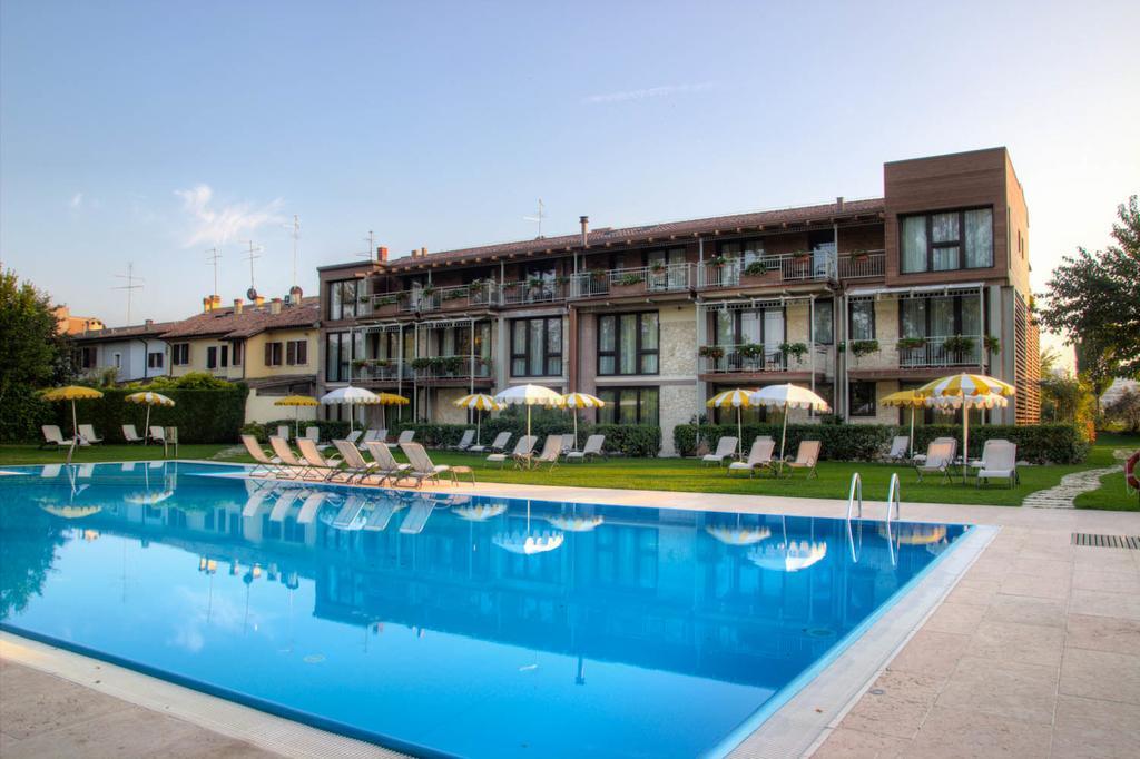 Ca Dell'Orto Rooms & Apartments เวโรนา ภายนอก รูปภาพ
